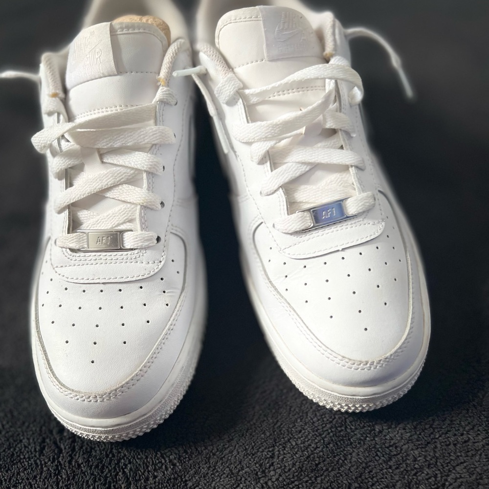 White AF1 - Picture 6 of 7
